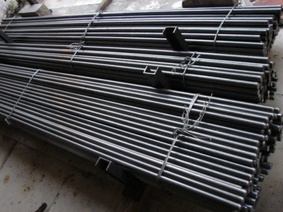 易切削鋼1215與12L14在緊固件加工中的核心區別